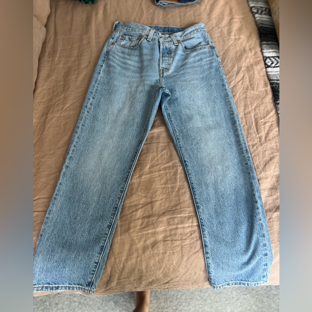 LEVIS - 501® Original Fit Cropped Lightweight Women's Jeans Sz 26 - Picture 4 of 6